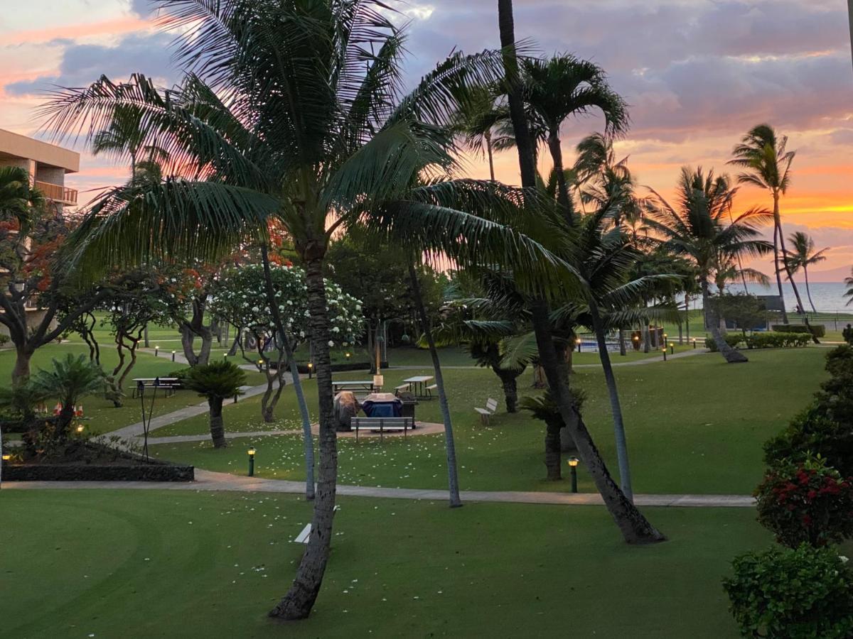 Perfect For Families And Couples - Maui Sunset A-203 Appartement Kihei Buitenkant foto